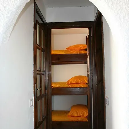 La Finestra Sul Vulcano טרופאה